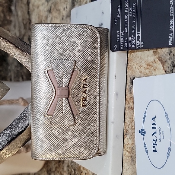 Prada EUC gold metallic key holder - Picture 2 of 7